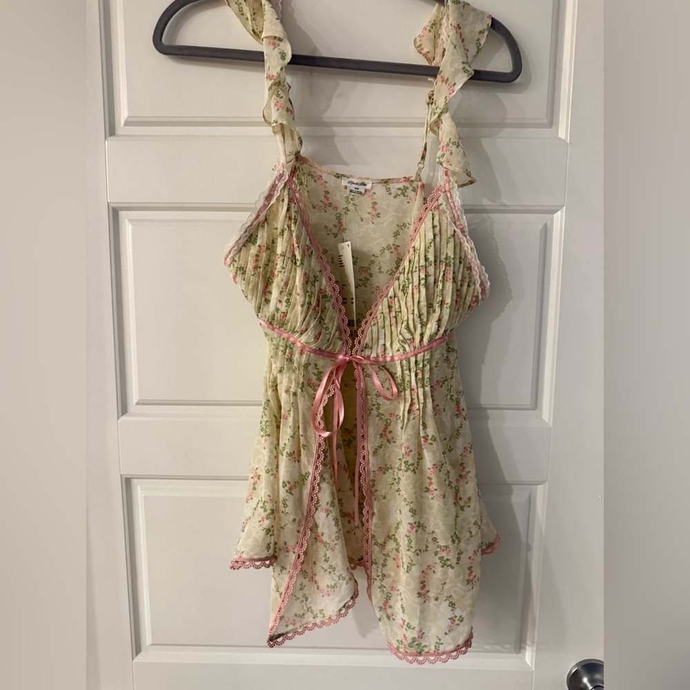 Kimchi Blue Floral Ruffle Blouse - Cream and Pink